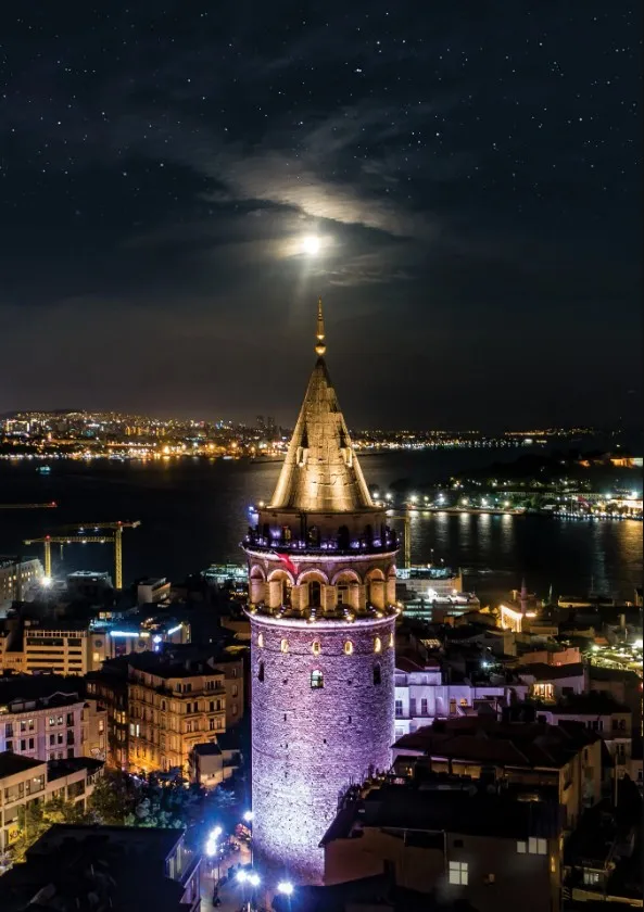 Neon Puzzle - Galata-Turm