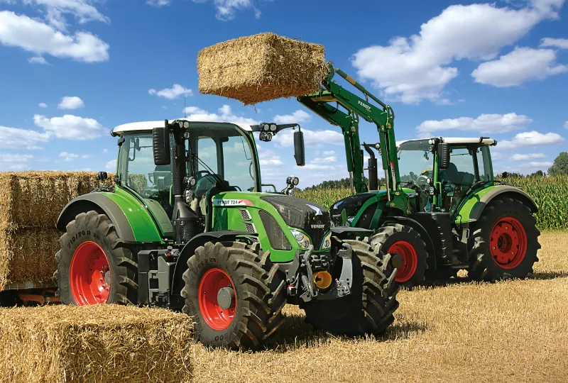 Fendt Vario 724 und 716 mit Frontlader