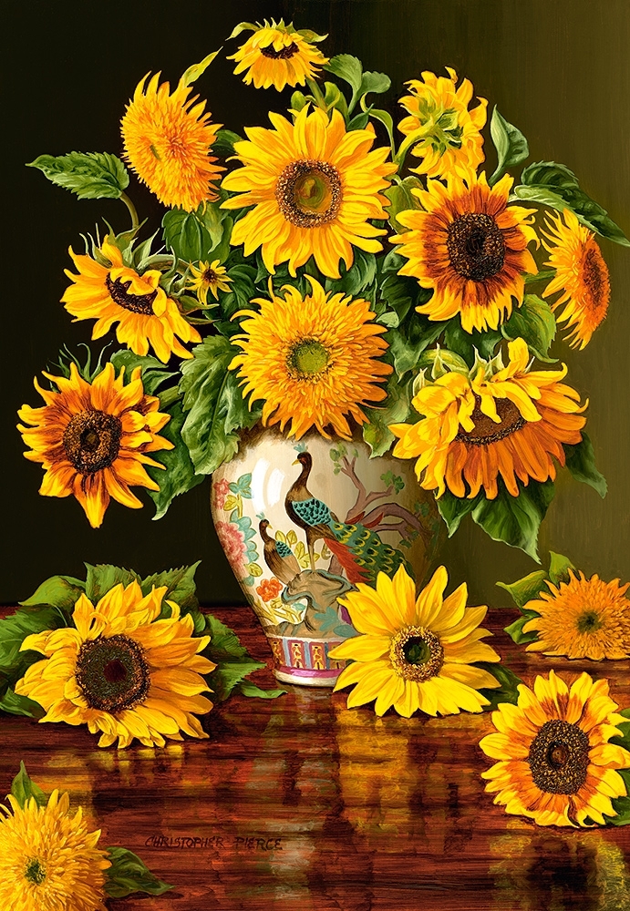 Sonnenblumen in einer Pfauenvase